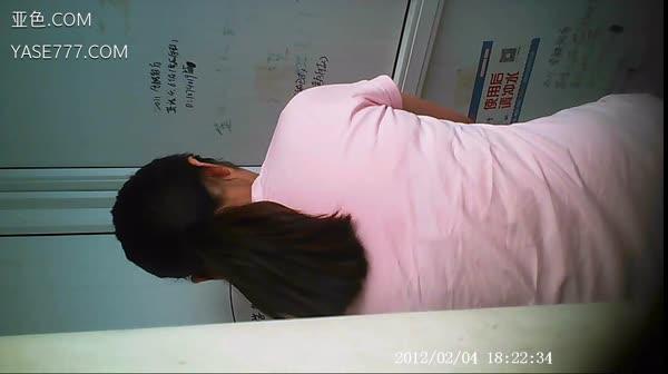 高清多镜头厕拍清纯处女妹子上厕所A（内含10个妹子）